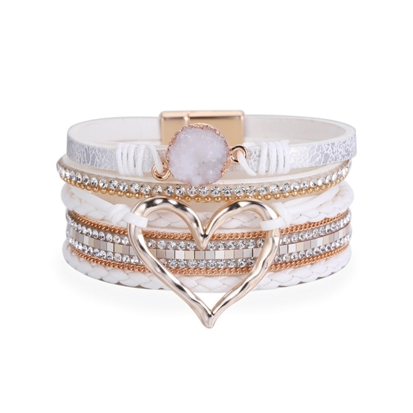 Jewelry - Elegant White and Gold Heart Layered Bracelet OS
